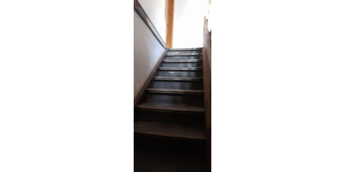 Einfamilienhaus Steinwenden - 8 Zimmer, 200 m&sup2;, 82.000&euro; | Angebot:26942980