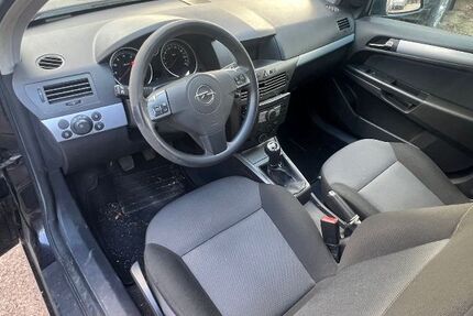 Opel Astra 166.000 km 2.560 &euro; Osnabrück 49074