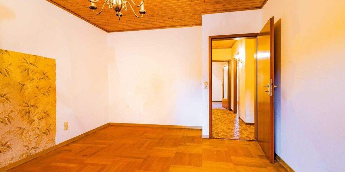 Etagenwohnung Ettenheim Altdorf - 6 Zimmer, 144 m&sup2;, 357.000&euro; | Angebot:25424295