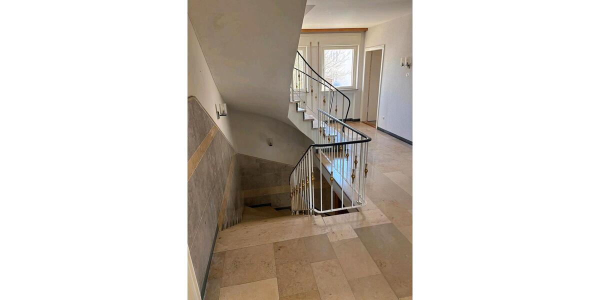 Einfamilienhaus Hildesheim - 12 Zimmer, 578 m&sup2;, 680.000&euro; | Angebot:26348777