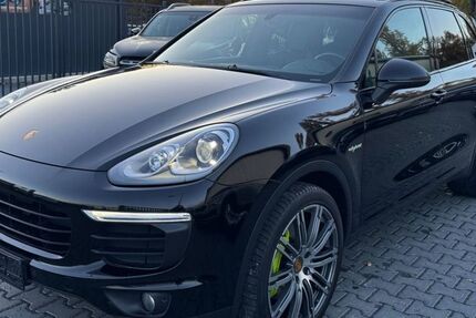 Porsche Cayenne 182.000 km 28.900 &euro; Rüsselsheim 65428