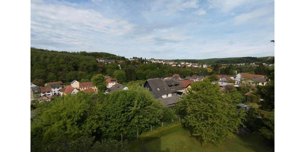 Dachgeschoßwohnung Eppelborn - 3 Zimmer, 94 m&sup2;, 520&euro; | Angebot:26412254