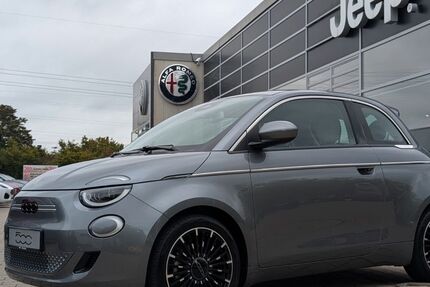 Fiat 500e 29.929 km 23.980 &euro; Würzburg 97076