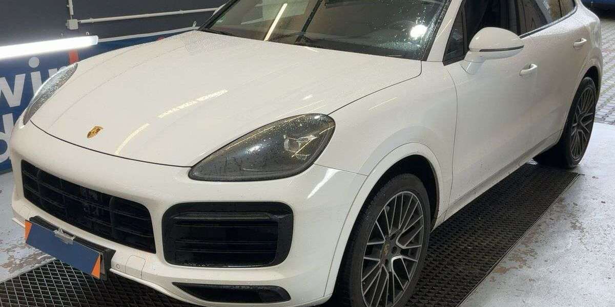 Porsche Cayenne 157.837 km 42.999 &euro; Bargteheide 22941