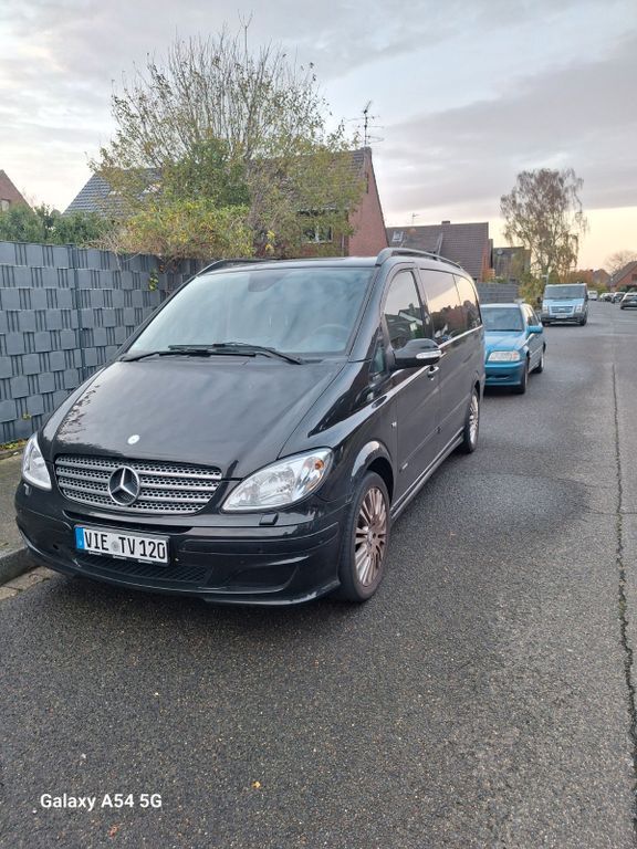 Mercedes-Benz Viano 299.850 km 14.500 € Willich 47877