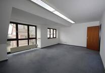 Provisionsfrei! Großzügig geschnittenes Büro mit Teeküche und Dachterrasse in Büderich (Düsseldorfer Str.)