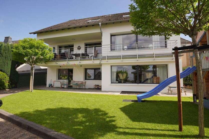 Haus zum Kaufen in Hagen-Eilpe- Oberhagen 737.000 € 317 m²