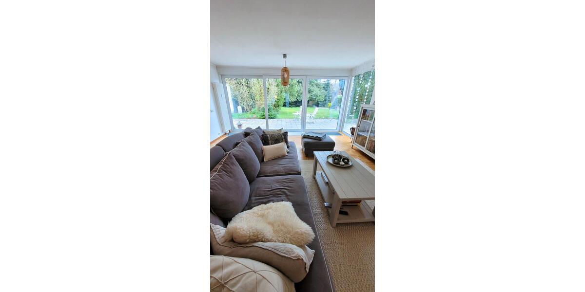 Erdgeschoßwohnung Saarlouis - 3 Zimmer, 120 m&sup2;, 1.200&euro; | Angebot:26388761