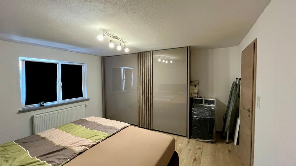 Etagenwohnung Homberg (Efze) - 4 Zimmer, 107 m&sup2;, 700&euro; | Angebot:24117750