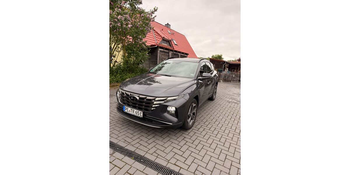 Hyundai TUCSON 63.000 km 25.000 &euro; Ilsede 31241