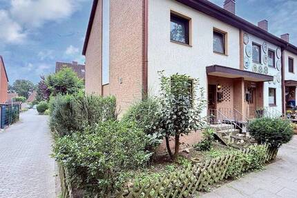Reihenendhaus in Top-Lage mit Garten, Kamin, Balkon & Garage 4 zimmer