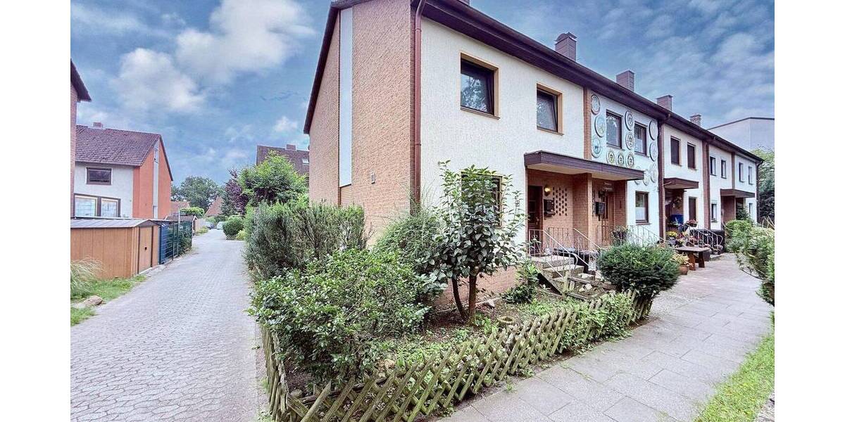 Reihenendhaus in Top-Lage mit Garten, Kamin, Balkon & Garage 4 zimmer