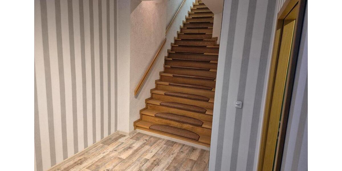 Dachgeschoßwohnung Milower Land - 4 Zimmer, 144 m&sup2;, 1.265&euro; | Angebot:24834191