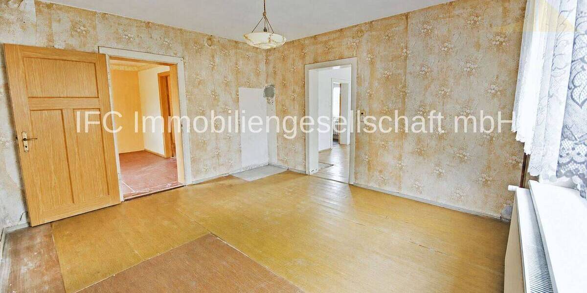 Einfamilienhaus Kemberg Dorna - 6 Zimmer, 124 m&sup2;, 75.000&euro; | Angebot:26686843