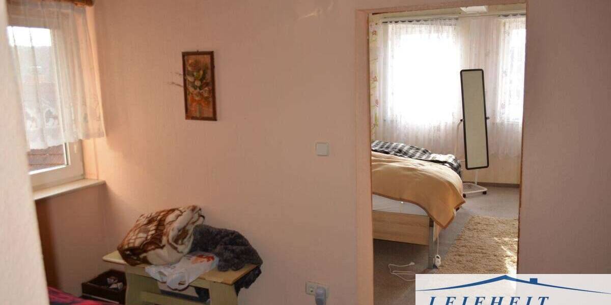 Mehrfamilienhaus, Wohnhaus Südeichsfeld OT Heyerode Heyerode - 4 Zimmer, 95 m&sup2;, 27.000&euro; | Angebot:26029977