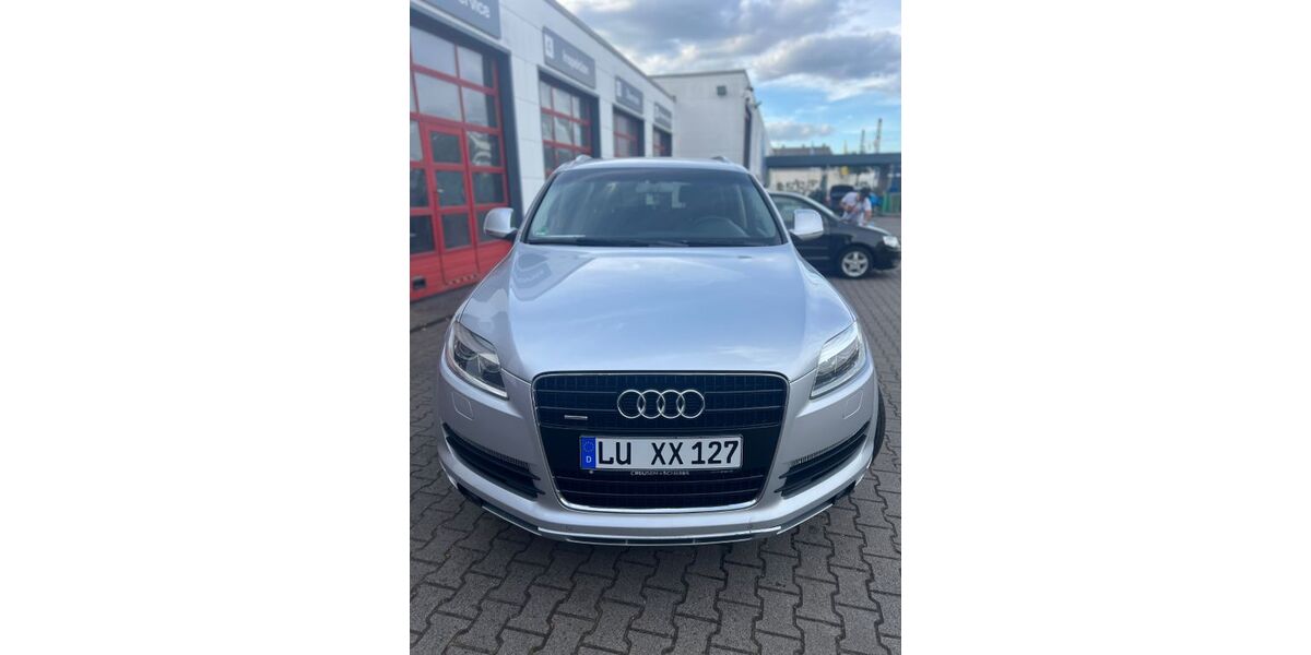 Audi Q7 281.500 km 6.550 &euro; Ludwigshafen 67059