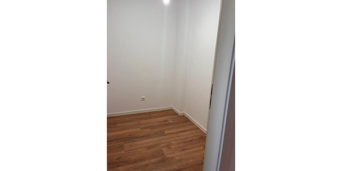 Reihenhaus Oldenburg Drielaker-Moor - 6 Zimmer, 132 m&sup2;, 1.750&euro; | Angebot:25056780