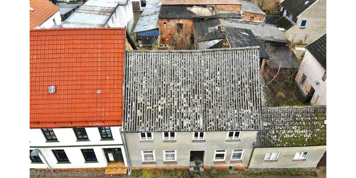 Mehrfamilienhaus, Wohnhaus Gnoien - 7 Zimmer, 109 m&sup2;, 19.900&euro; | Angebot:26128155