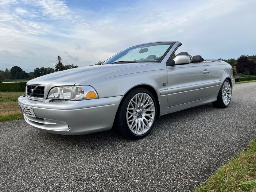 Volvo C70 152.000 km 7.700 € Hamburg 20535