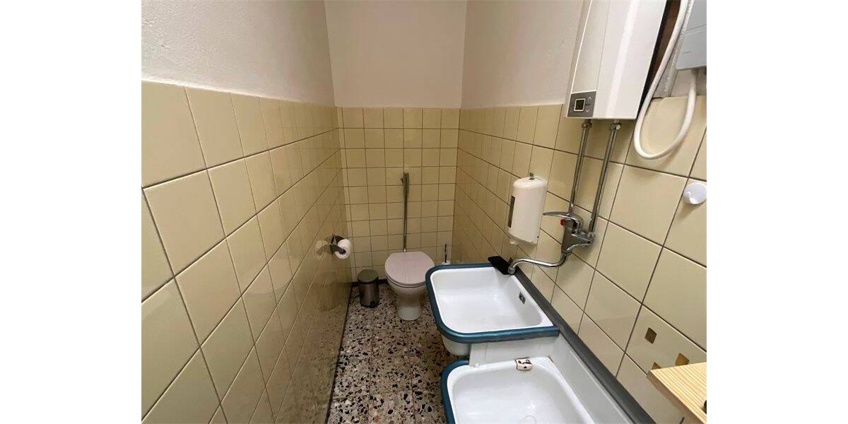 Gewerbeobjekt Bad Bevensen - 3 Zimmer, 1.450&euro; | Angebot:22451040