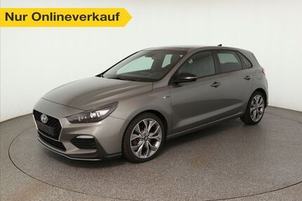 Hyundai i30 56.090 km 18.460 &euro; Düsseldorf 40599