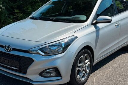 Hyundai i20 56.847 km 9.600 &euro; LUDWIGSHAFEN AM RHEIN 67071