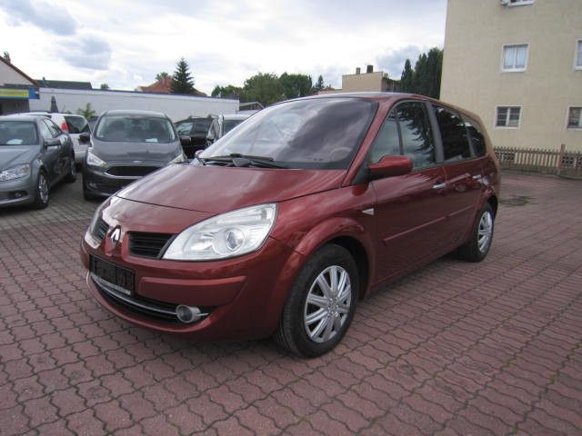 Renault Scenic 124.769 km 3.999 &euro; Dresden 01219