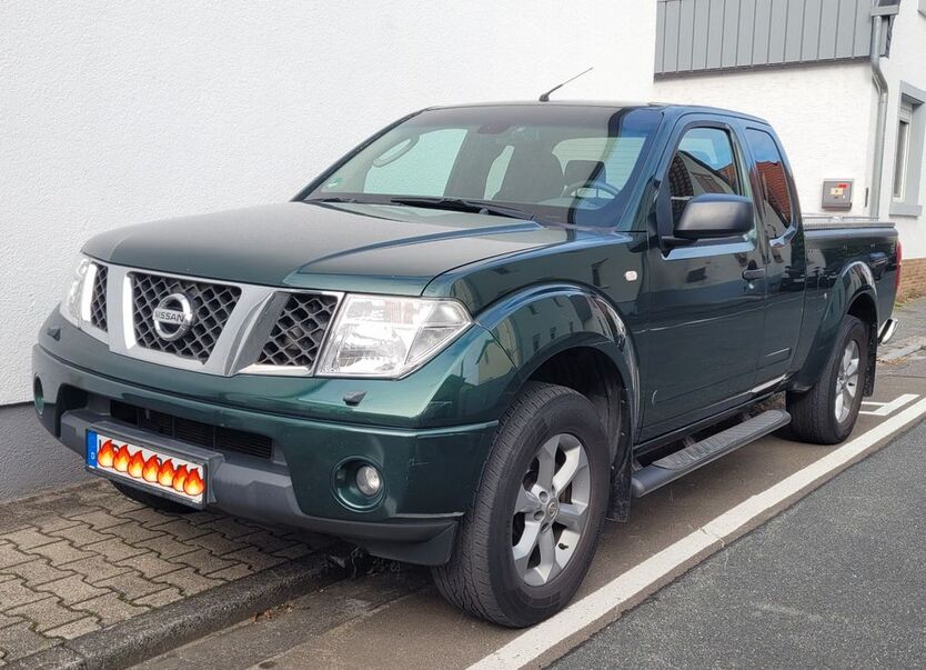 Nissan Navara 408.000 km 3.300 € Bensheim 64625