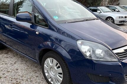 Opel Zafira 171.000 km 2.450 &euro; Puchheim 82178