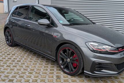 VW Golf 97.600 km 20.999 &euro; Cham 93413