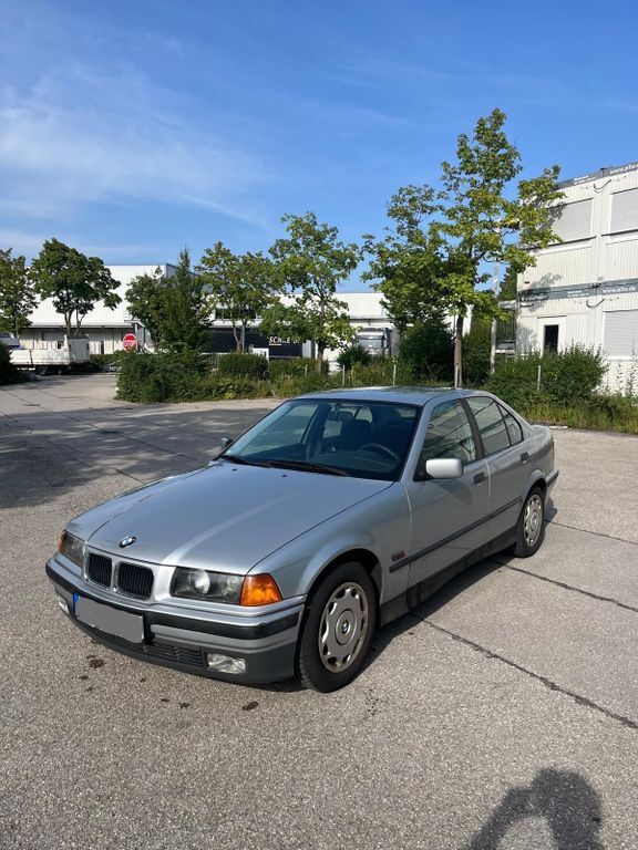 320