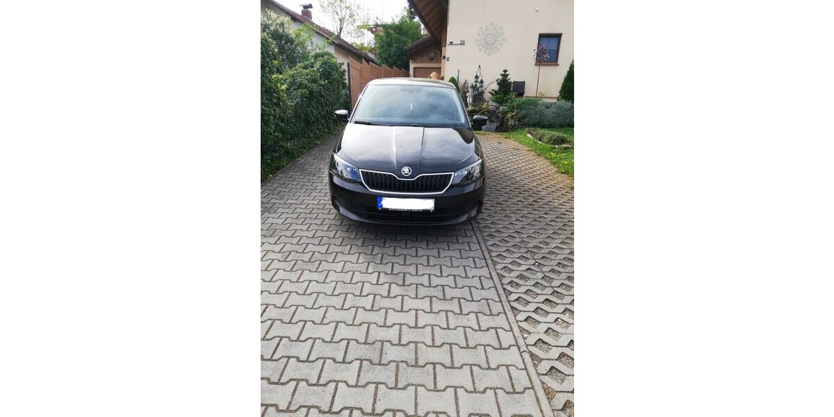 Skoda Fabia 133.200 km 7.900 &euro; Falkenstein 93167