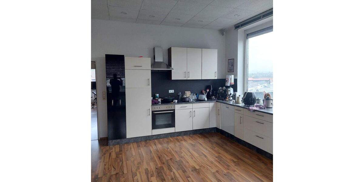 Wohn und Geschäfgsgebäue +3-Familien Haus im Paket zimmer