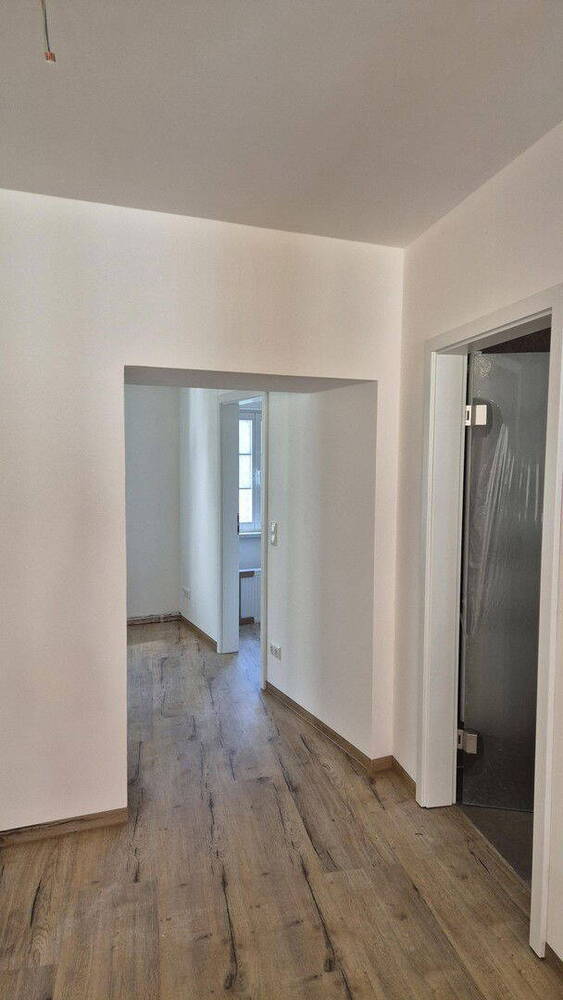 Großzügig geschnittene neue 3-Zimmer-Wohnung 73m² - gehobener Standard, zentral & ruhig