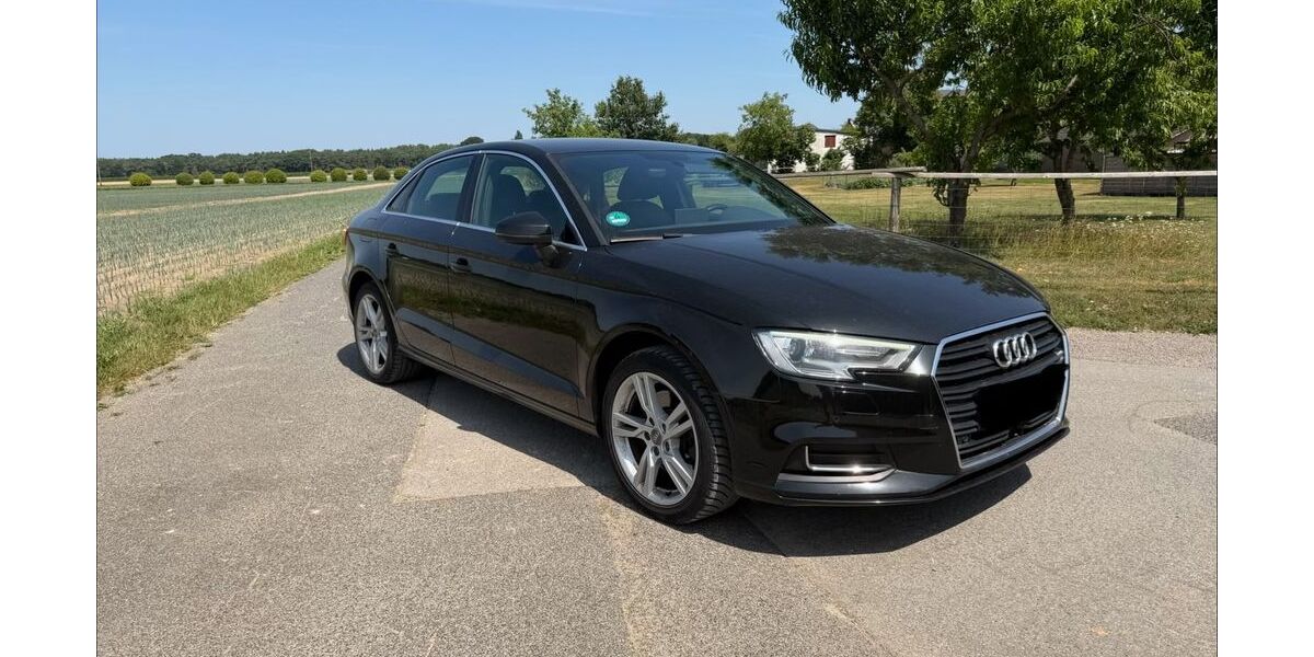 Audi A3 130.000 km 15.999 &euro; Brüggen 41379