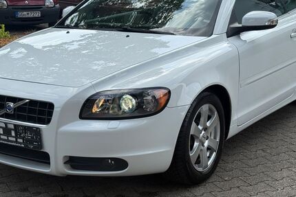 Volvo C70 135.000 km 8.880 € Rüsselsheim 65428