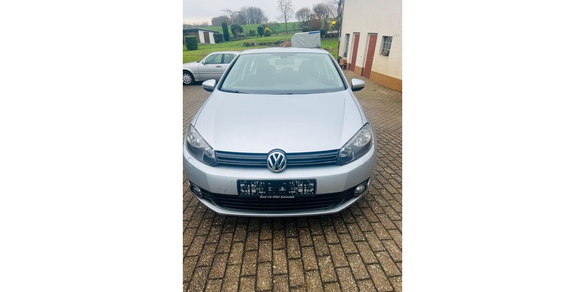VW Golf 51.000 km 9.890 &euro; Kürten Bechen 51515