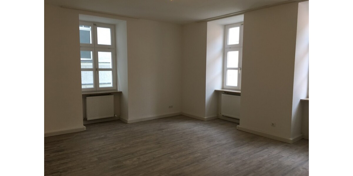 neu renovierte 5-Zi Wohnung in Amberg-Altstadt, hell und ruhig gelegen - 5- Amberg | Angebot:27142338