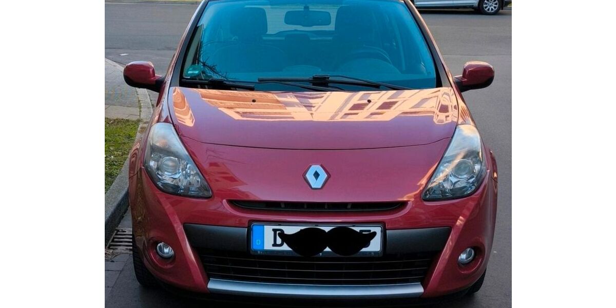 Renault Clio 161.627 km 2.300 &euro; Düsseldorf 40235