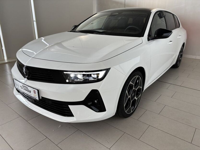 Opel Astra 10.598 km 27.490 € Wilhelmshaven 26389