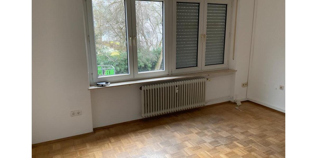 Etagenwohnung Ludwigshafen am Rhein Ludwigshafen-Hemshof - 4 Zimmer, 120 m&sup2;, 1.100&euro; | Angebot:26006108