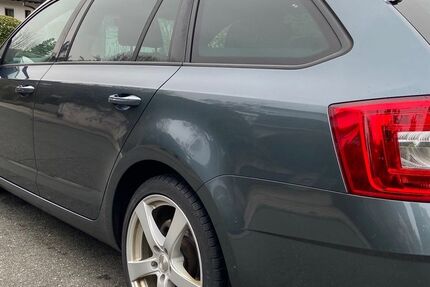 Skoda Octavia 143.000 km 14.990 &euro; Alsbach-Hähnlein 64665