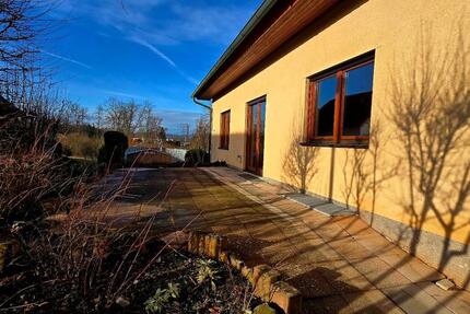 Wohnung Bad Hersfeld - 2 Zimmer, 90 m&sup2;, 748&euro; | Angebot:25538251