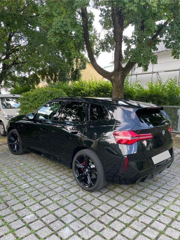 X3