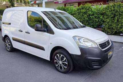 Peugeot Partner 119.800 km 5.990 &euro; Essen 45138