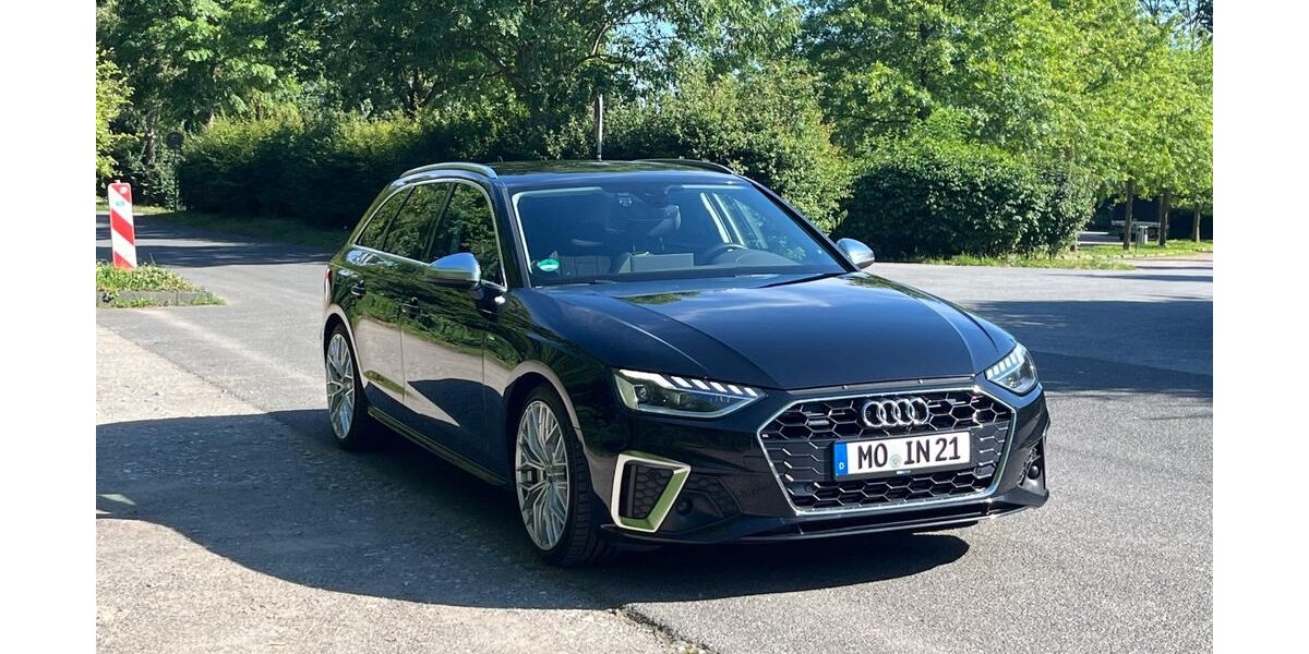 Audi A4 105.000 km 27.900 &euro; Moers 47445