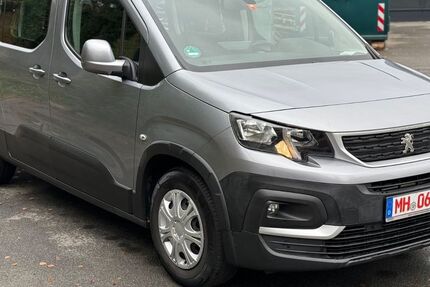 Peugeot Rifter 85.000 km 16.400 € Mülheim an der Ruhr 45479