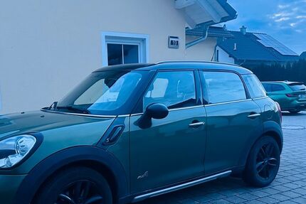 Mini Countryman S (Cooper) 124.600 km 7.900 &euro; Dingolfing 84130