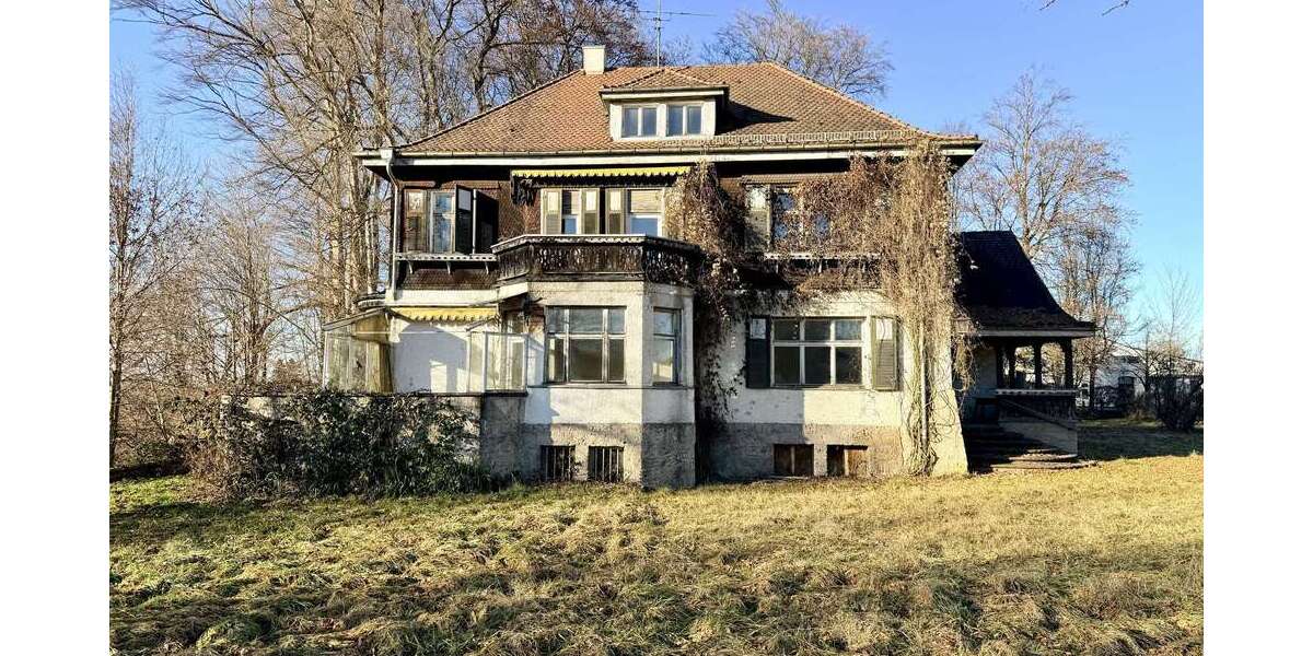 Haus zum Kaufen in Stephanskirchen 898.000 € 364 m² 10 zimmer