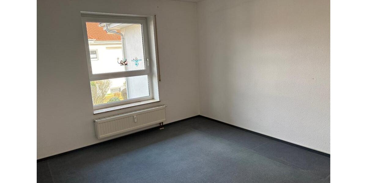 Helle 2-Zimmer-Wohnung mit Balkon, EBK in Neu-Ulm Gerlenhofen 2 zimmer